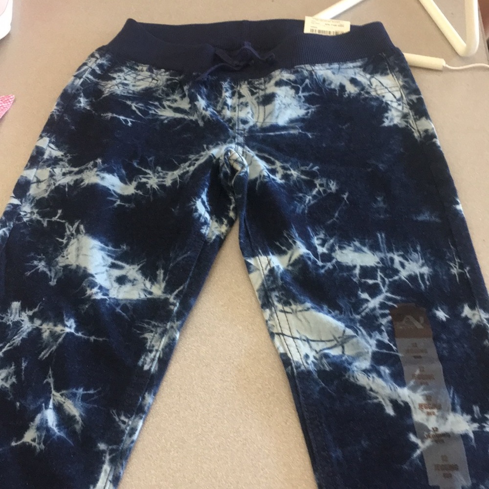Brand new condition.- never worn
